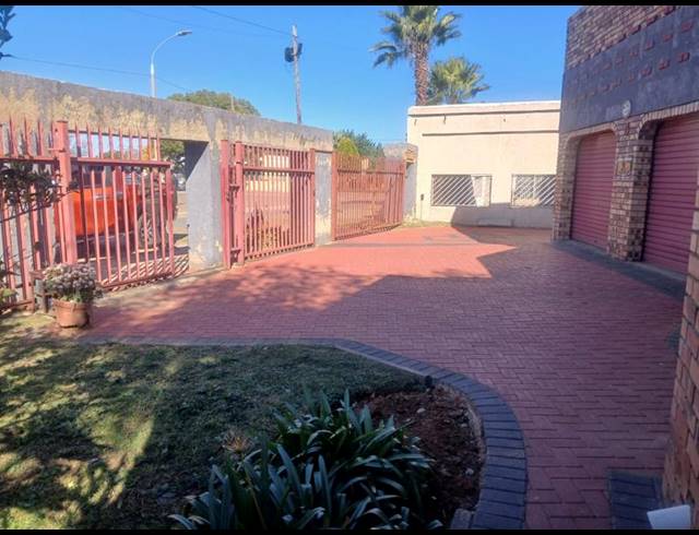 3 BEDROOM HOUSE FOR SALE IN RANDPOORT